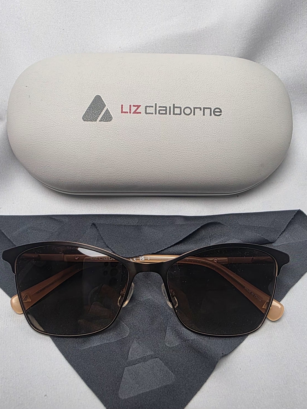 Liz Claiborne Black and Brown Cat-Eye Sunglasses